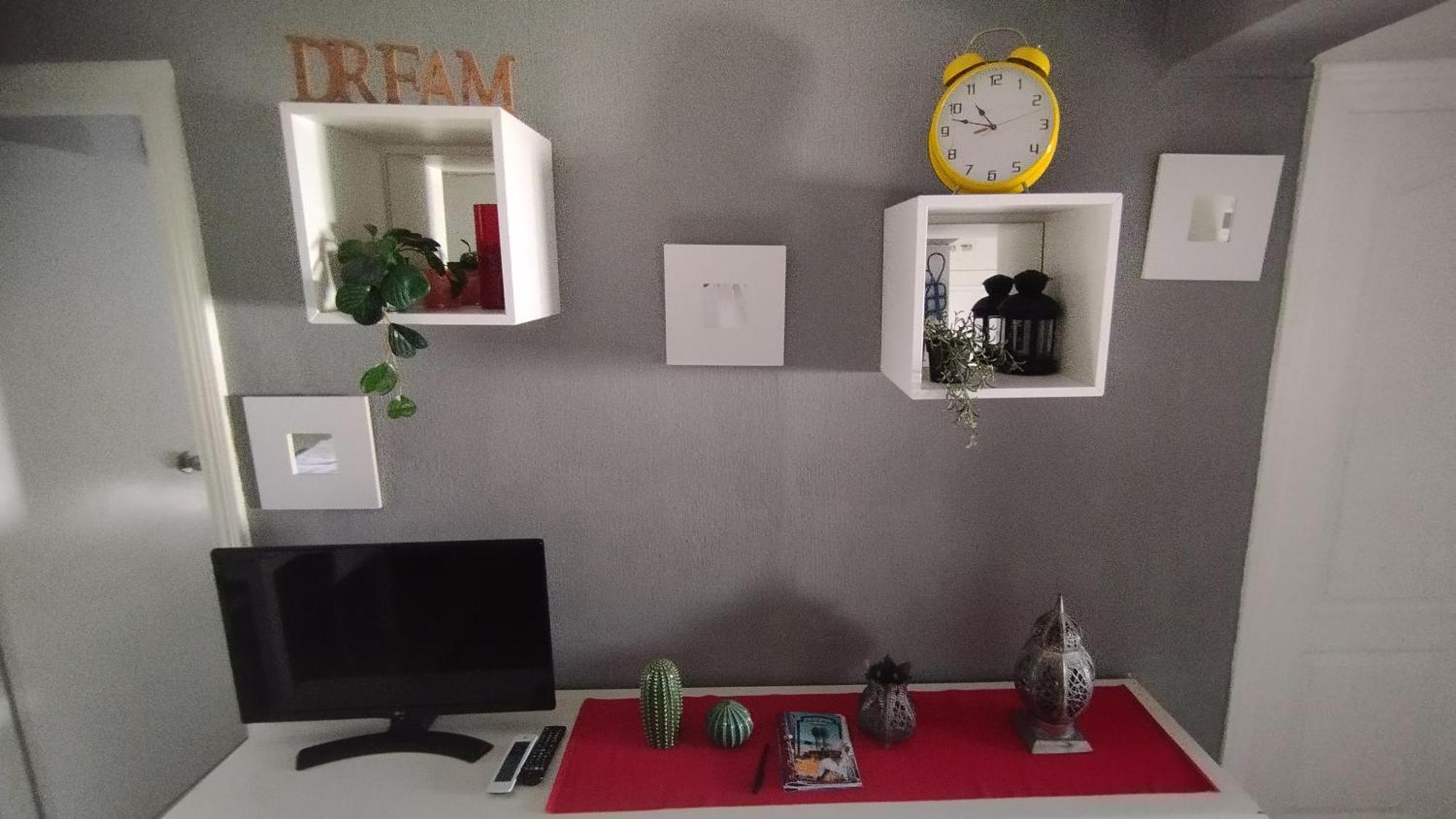 Apartamento 1 Dormitorio Y Salon Con Sofa Cama Bien Comunicado Con El Centro Севілья Екстер'єр фото