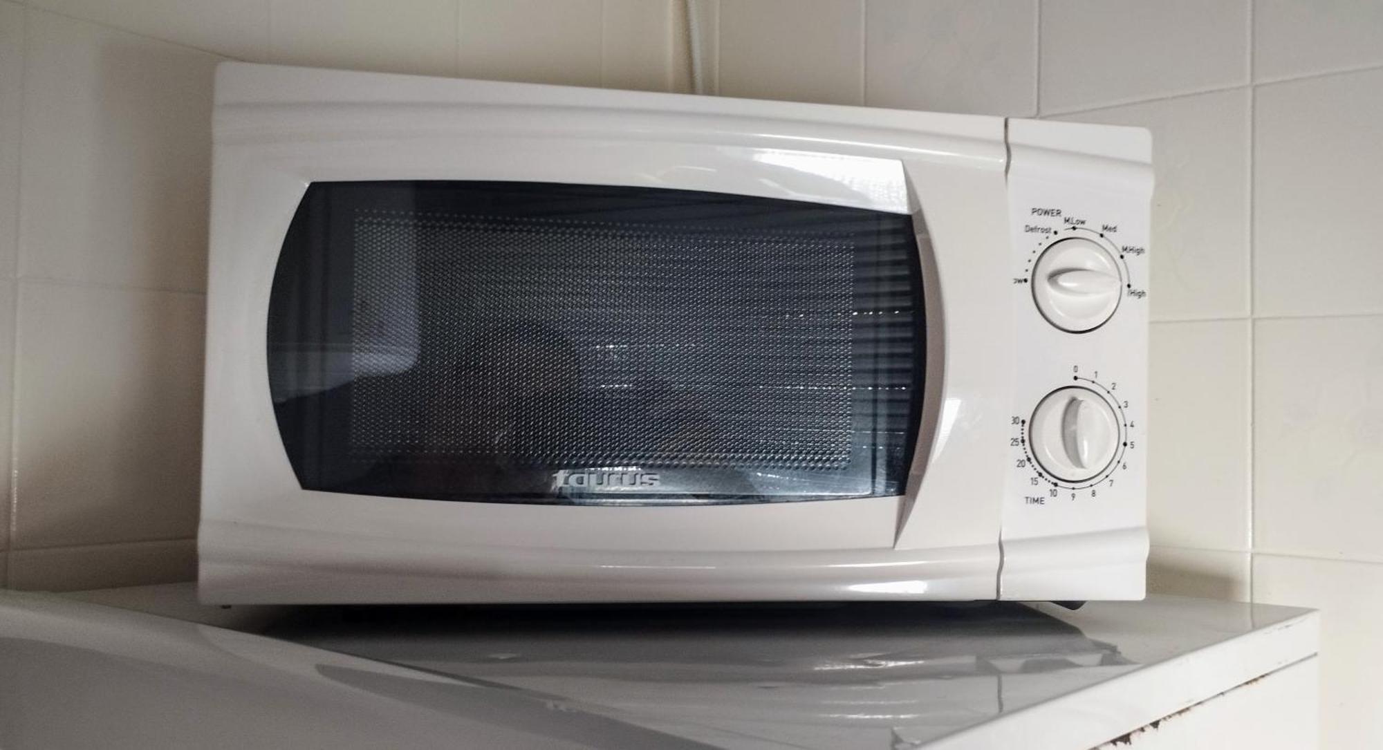 Apartamento 1 Dormitorio Y Salon Con Sofa Cama Bien Comunicado Con El Centro Севілья Екстер'єр фото