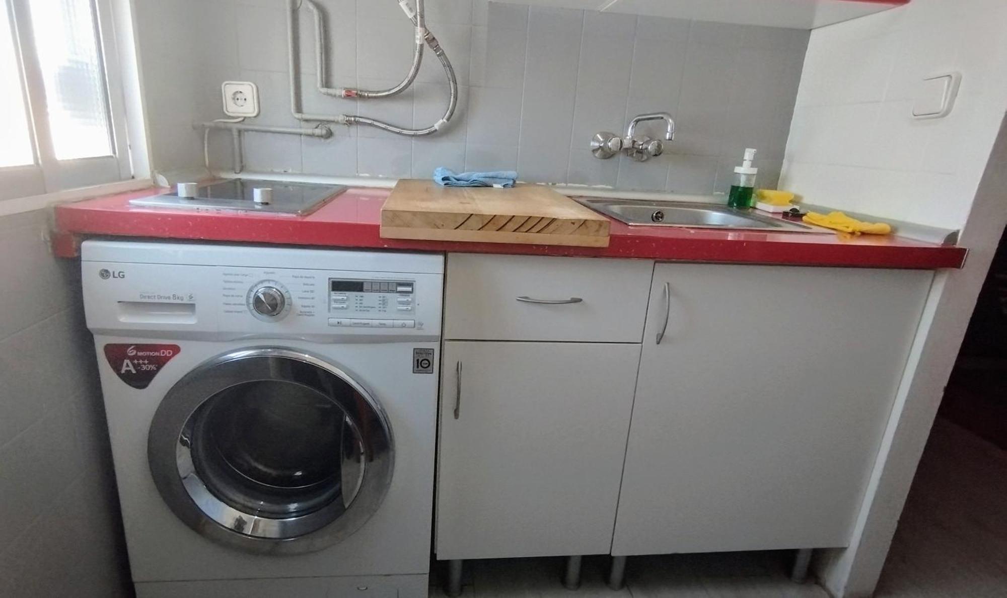 Apartamento 1 Dormitorio Y Salon Con Sofa Cama Bien Comunicado Con El Centro Севілья Екстер'єр фото